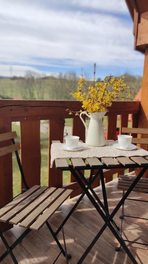 Holiday Home Holiday Raj Bešeňová Екстериор снимка