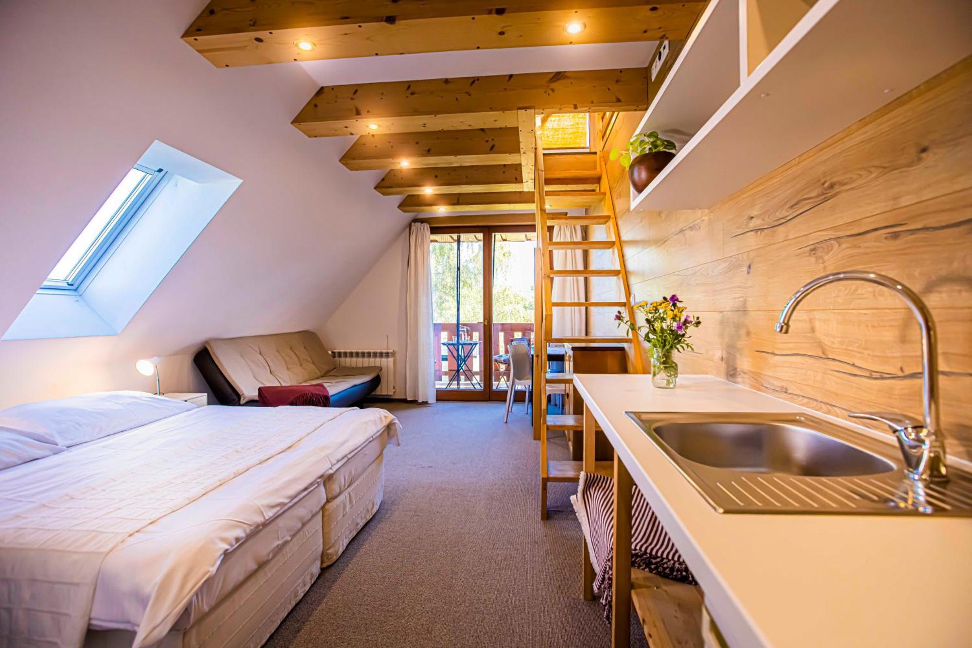 Holiday Home Holiday Raj Bešeňová Екстериор снимка