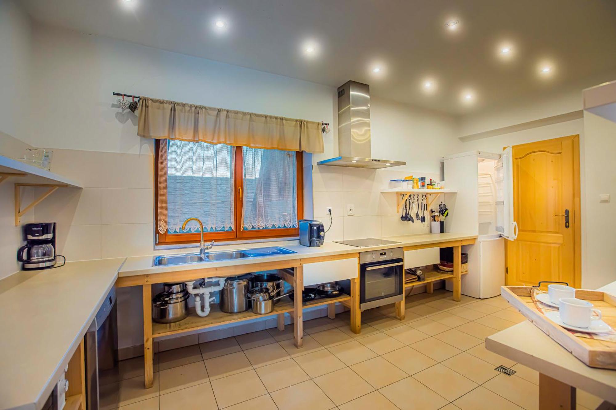 Holiday Home Holiday Raj Bešeňová Екстериор снимка