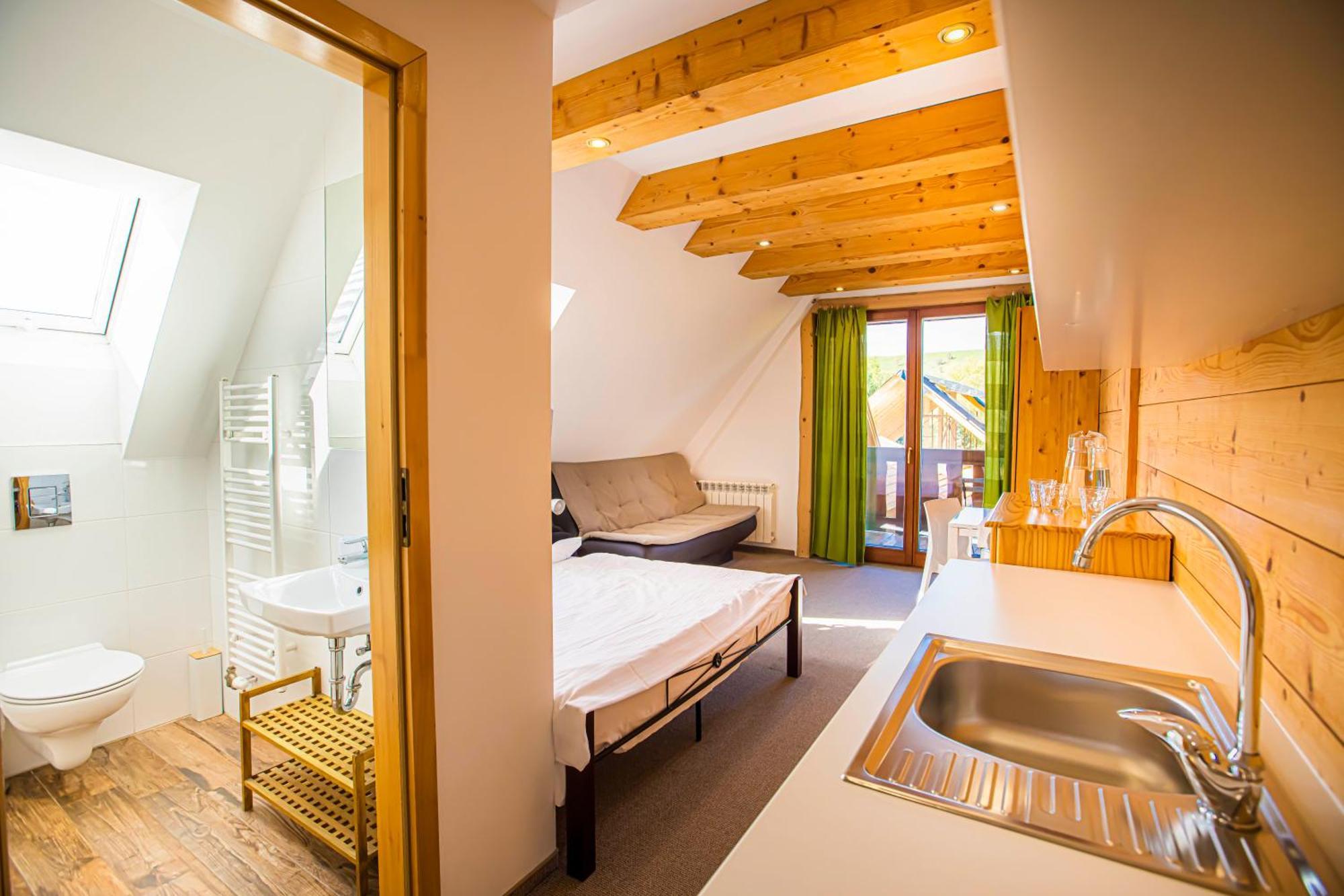 Holiday Home Holiday Raj Bešeňová Екстериор снимка